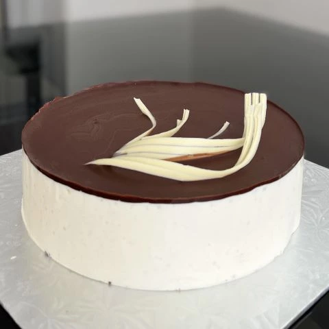 Bird’s Milk (Ptashyne Moloko)